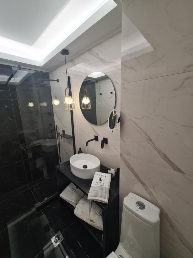 Ilia'S Luxury Suites - Adults Only Ксилокастро Экстерьер фото